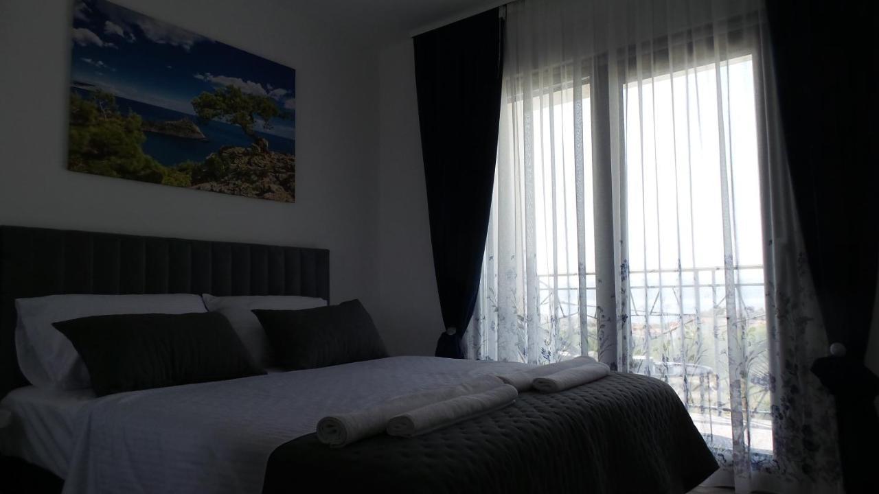 Apartments L-A-M Podstrana Zewnętrze zdjęcie