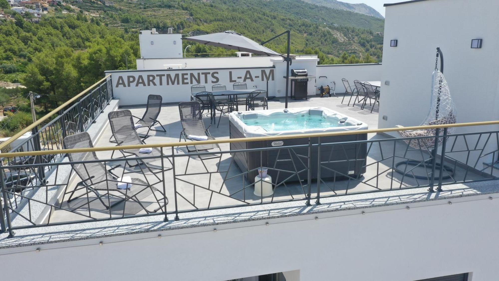 Apartments L-A-M Podstrana Zewnętrze zdjęcie