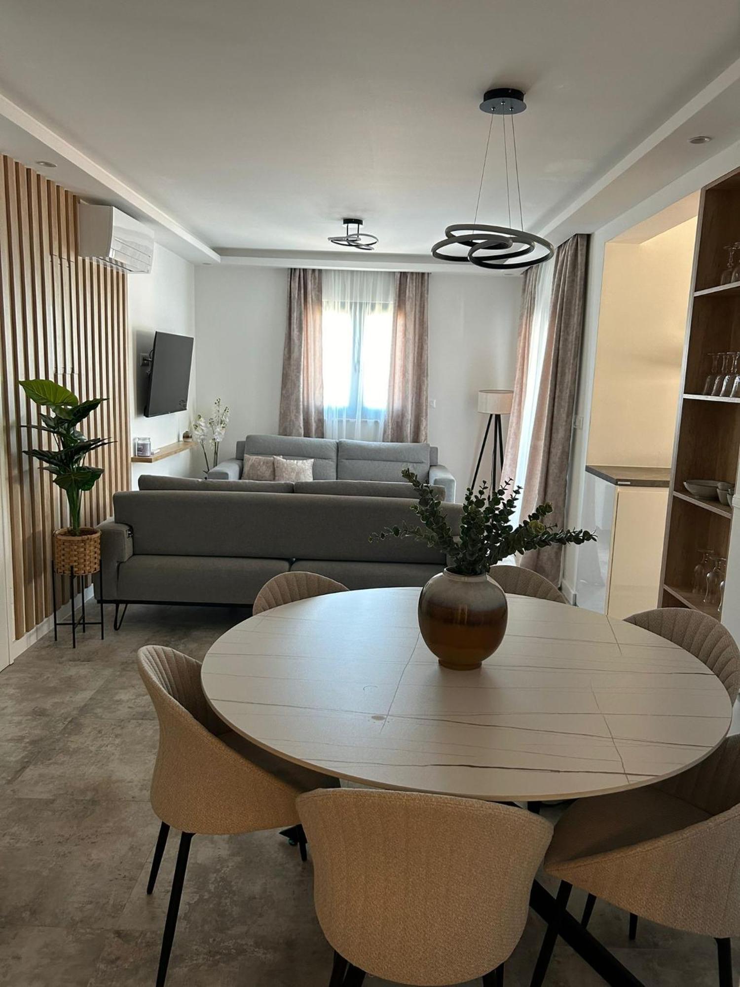 Apartments L-A-M Podstrana Zewnętrze zdjęcie